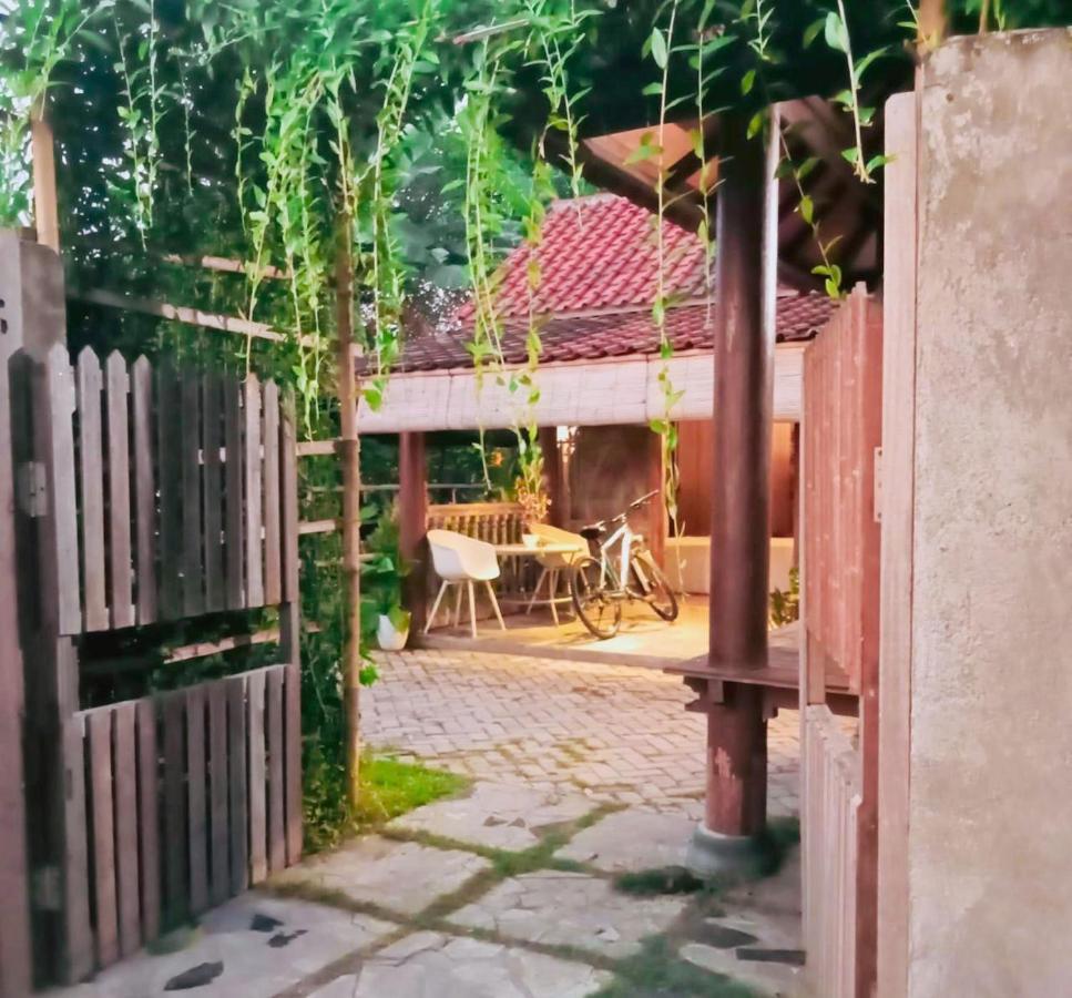 Al-Shifa Healing House Lombok Hotel Gili Islands Exterior photo